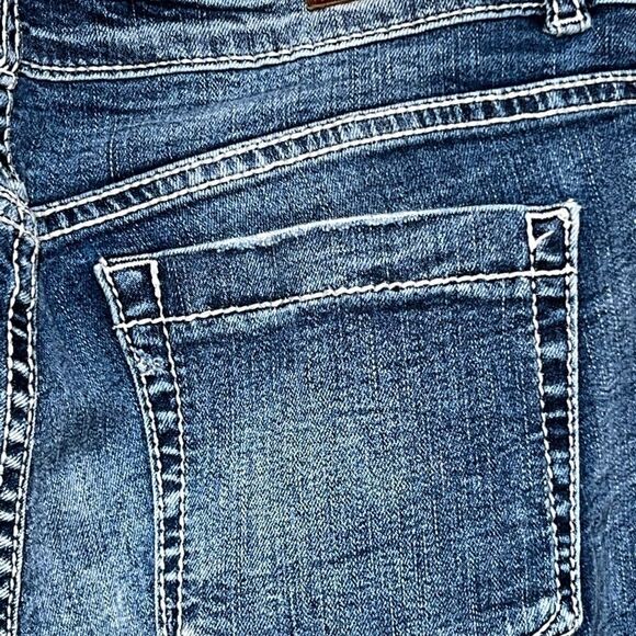 Denver Hayes CHLOE CURVY-FIT FLEXTECH Distressed 
STRAIGHT LEG Jeans Sz 10x32 - Picture 5 of 6